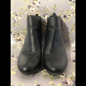 **LIKE NEW** Heeled Booties